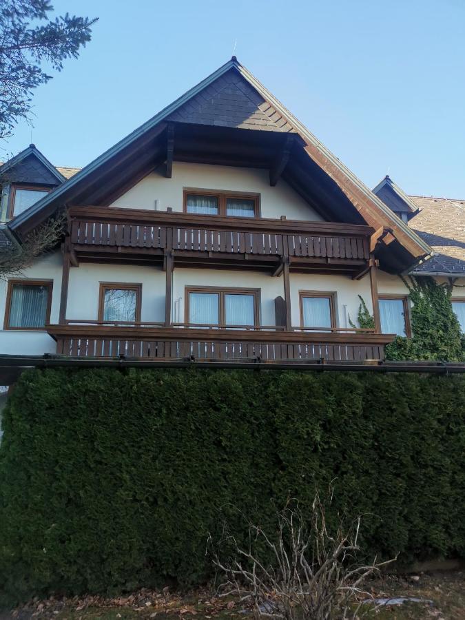 Pension Arkadenhof Fürstenfeld Εξωτερικό φωτογραφία