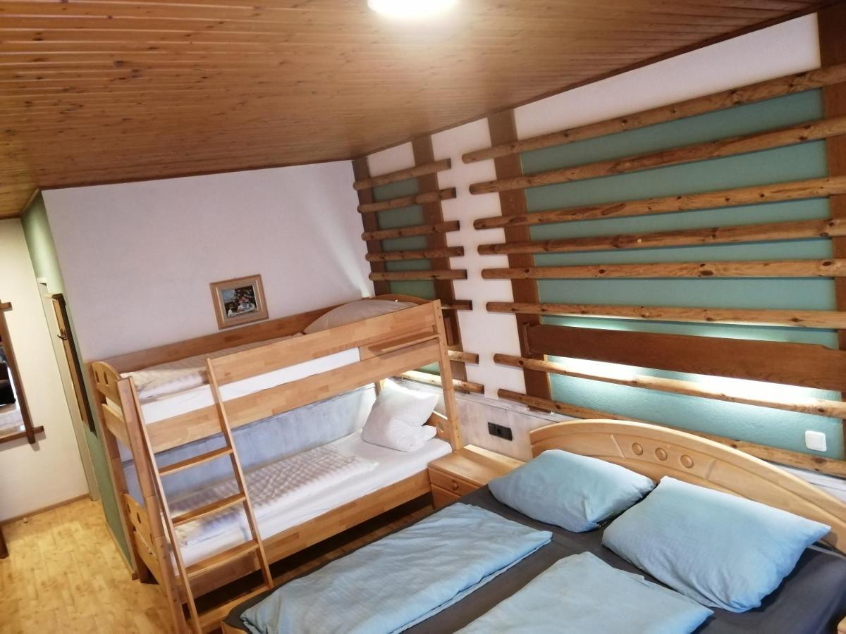 Pension Arkadenhof Fürstenfeld Εξωτερικό φωτογραφία